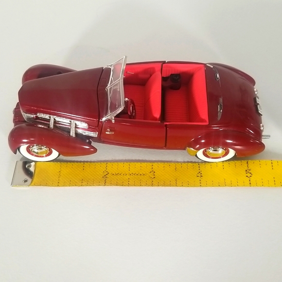 1937 Cord 812 Supercharged Burgandy Car  Toy Collection - Picture 8 of 8